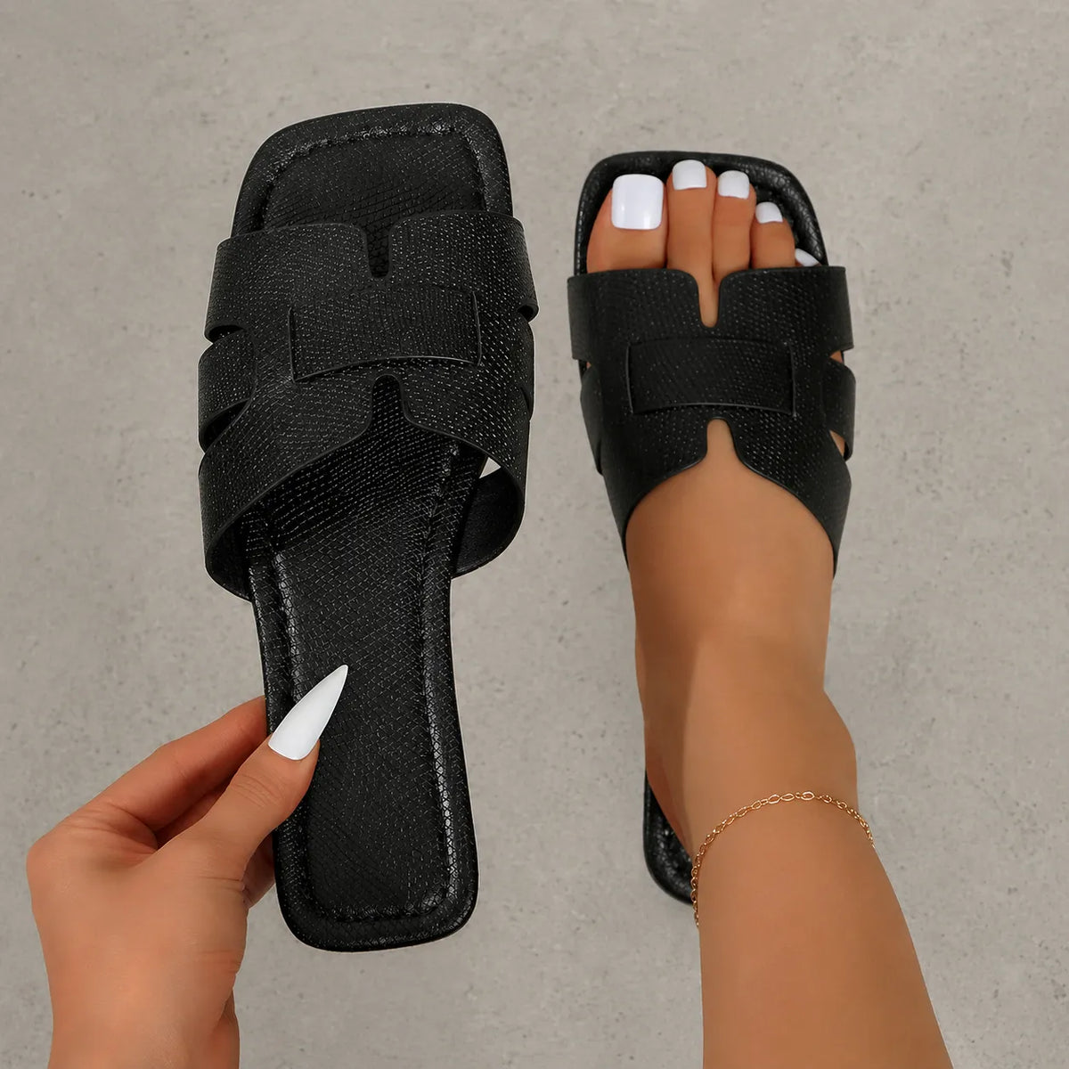 Mule effet reptile femme Celestina | Découpe en H