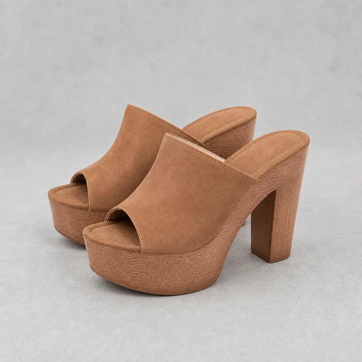 Mule talon haut carré Octavia | Plateforme bois rétro